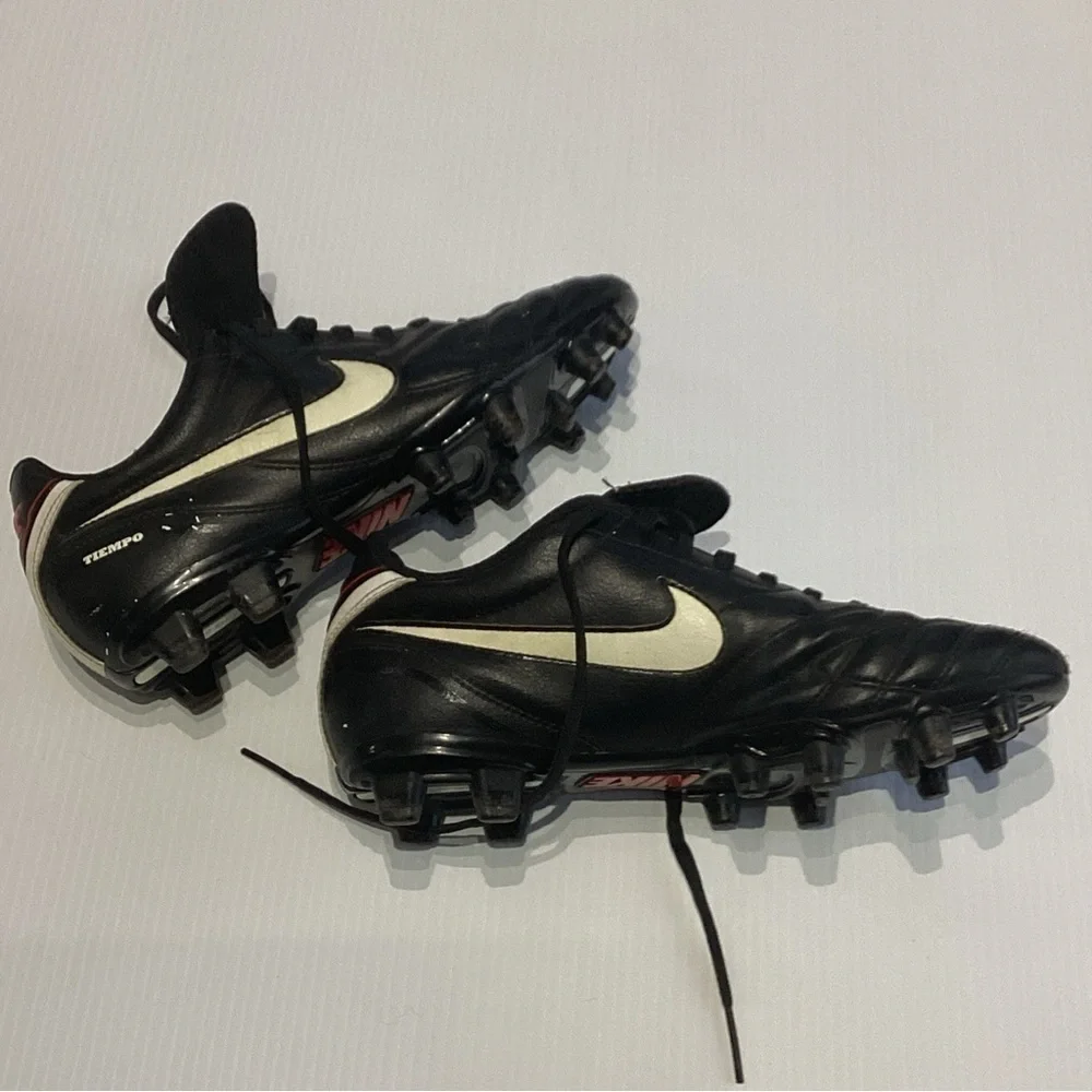 Nike Tiempo Legend lll FG Size 7.5 US Woman’s Black Soccer Cleats 385397-016 - Picture 9 of 11